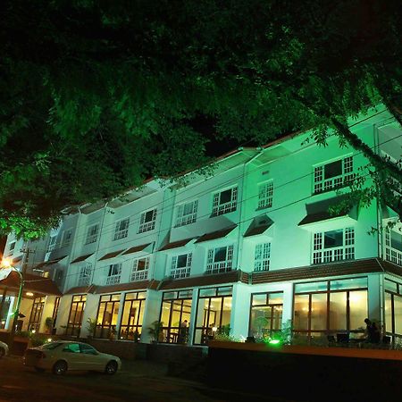 No. 18 Hotel Kochi Exterior photo