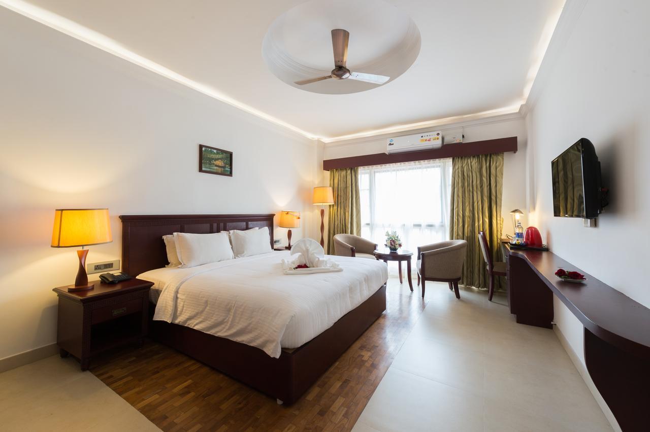 No. 18 Hotel Kochi Exterior photo