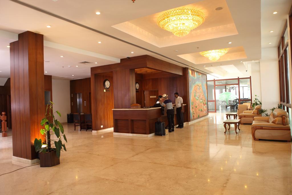 No. 18 Hotel Kochi Exterior photo